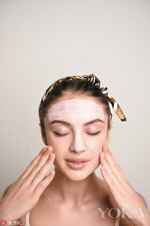 收缩毛孔粗大用什么护肤品好,毛孔粗大收缩毛孔用什么护肤品