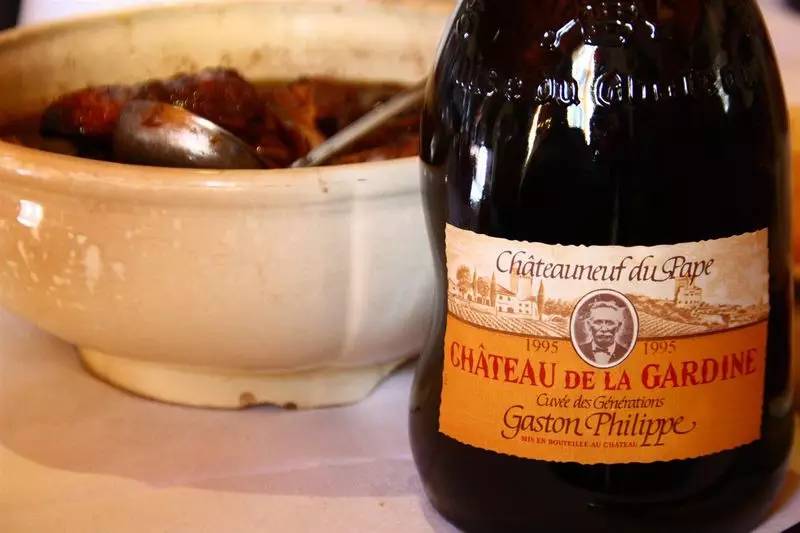 若一生只能喜欢一种酒，我选教皇新堡