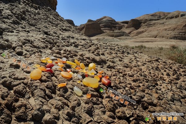 斑彩石是宝石吗,斑彩石宝石家族