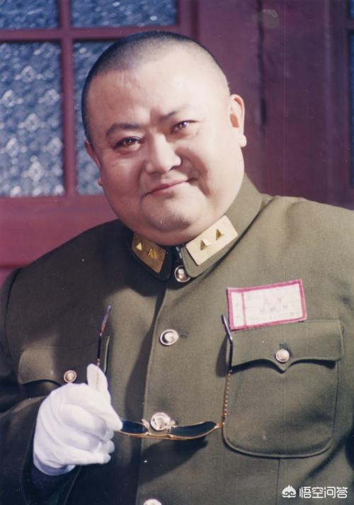 傻儿师长的原型人物是谁,哈儿师长故事原型