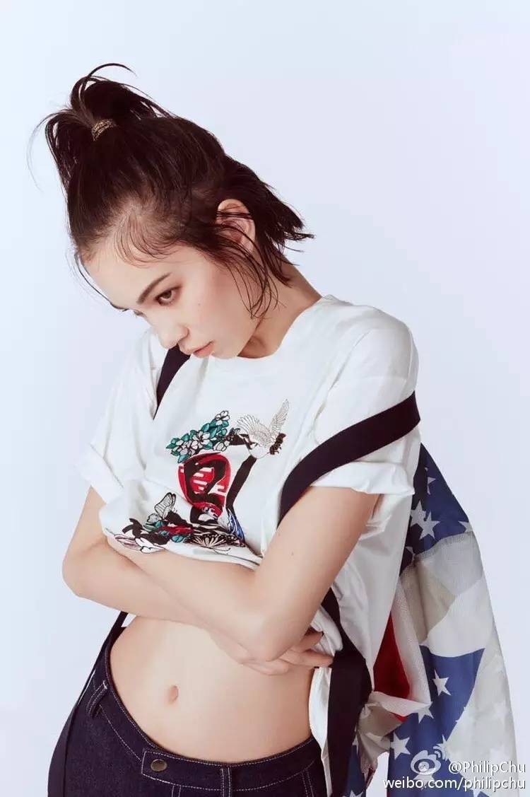 这个英国品牌又潮又有趣，最重要的是设计师型过金城武