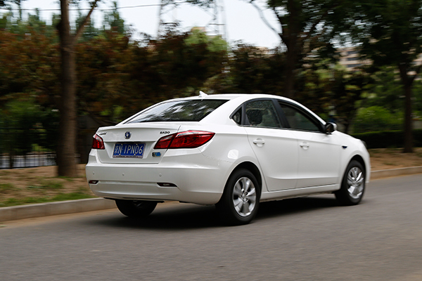 22款长安逸动ev智行版评测视频,10万以内最好的车长安逸动