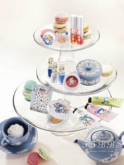 当童话遇见彩妆，大儿童们的钱包还好吗？