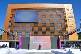 老外在中国不买假货了！他们发现了新“福利”