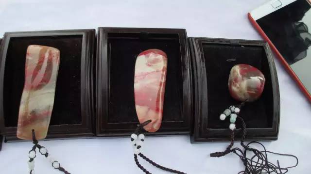 鍗氶泤鐭宠僵,鍗氶泤杞╁灞辩煶