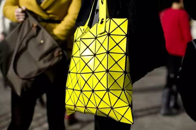 两千元左右最值得入手包包,好货好出手质量过硬