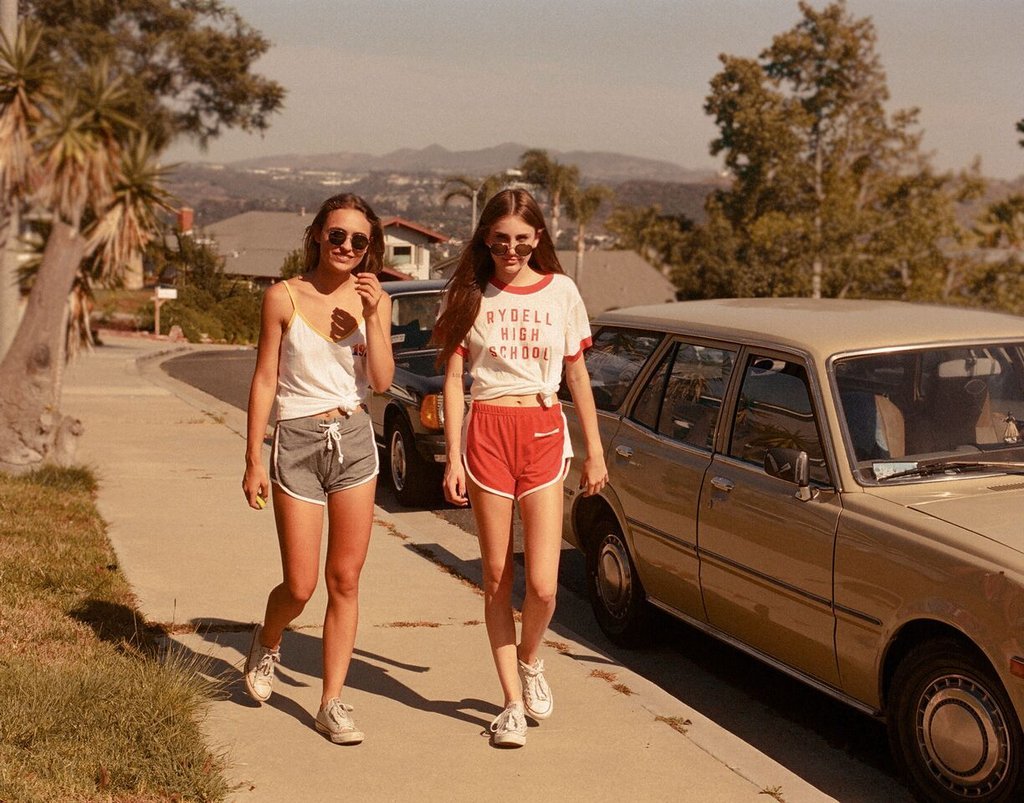 绉嶈崏澶嶅彜琛ｆ湇,鍒樿瘲璇梫intage鍐欑湡