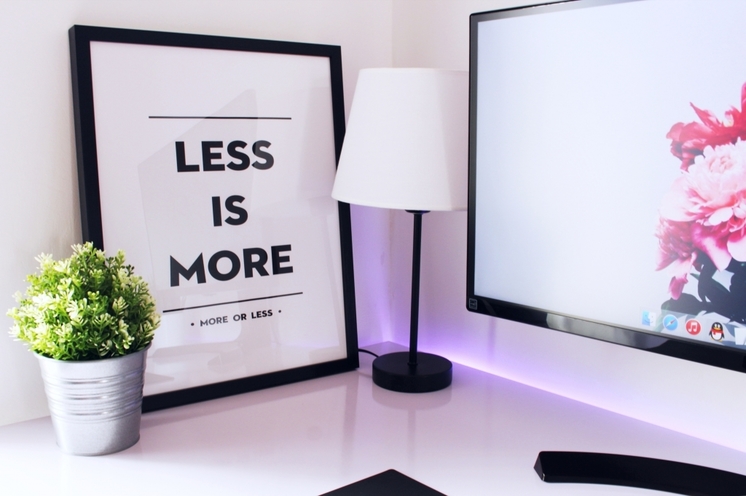 隔壁老王的办公桌抖音,隔壁老王的餐桌