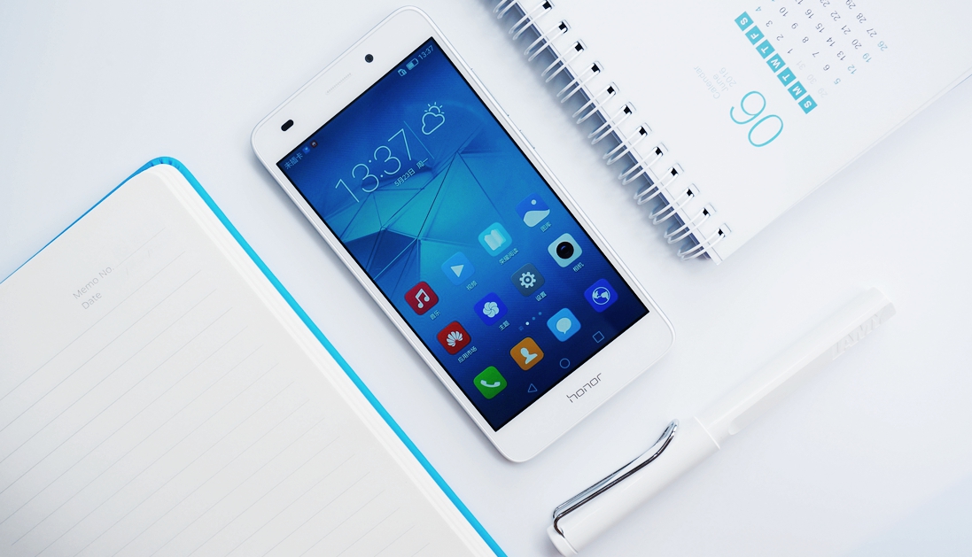 荣耀畅玩5c和荣耀5c,新机快评荣耀畅玩5c快速上手