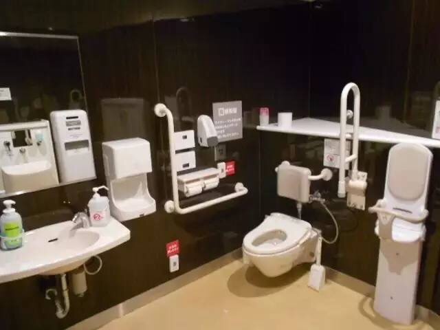 岛国发明了滴滴拉屎？你家马桶也能够捞金了！