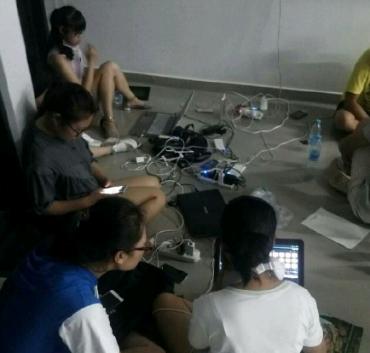 逆天改名蹭考生这些学校如何在招考季上热搜的？