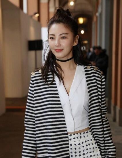 好看的丸子头和低丸子头,丸子头半丸子头合适脸型