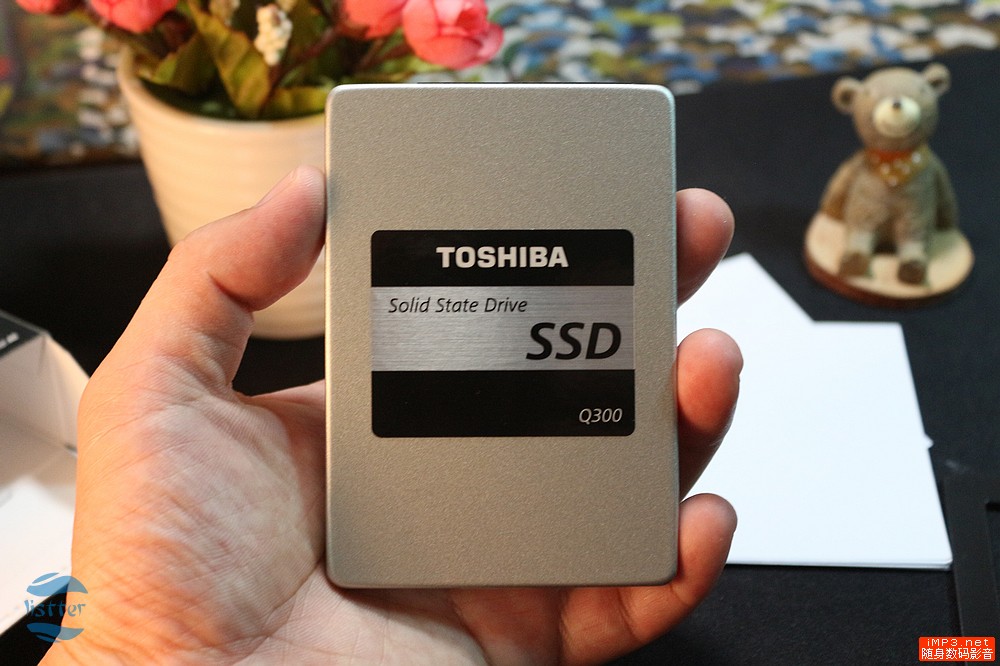 东芝q300固态硬盘升级笔记本,东芝q300固态硬盘有使用寿命吗