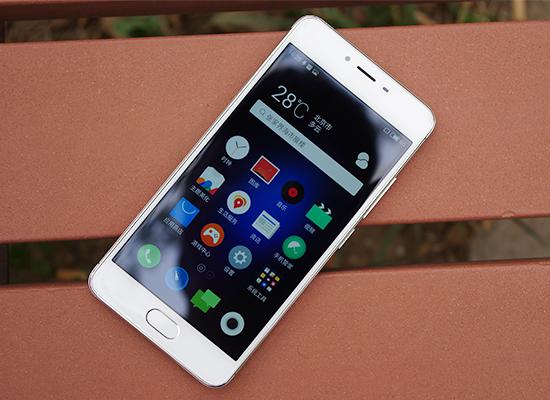 红米手机天生宿敌魅蓝3S评测699元惊艳千元档