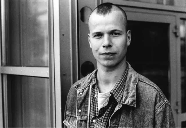 英国老绅士日常,英国绅士和美国嬉皮士