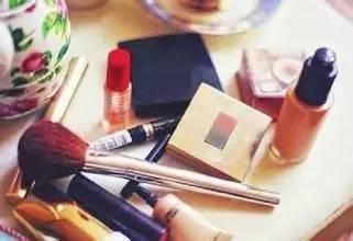 初学化妆不知道买什么化妆品,新手小白化妆别买什么