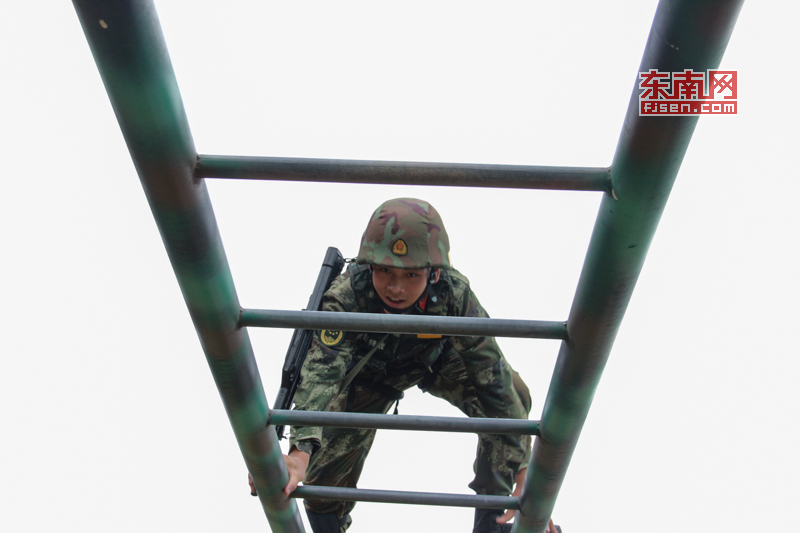 特警魔鬼周极限训练图片,武警江西鹰潭总队魔鬼周训练视频