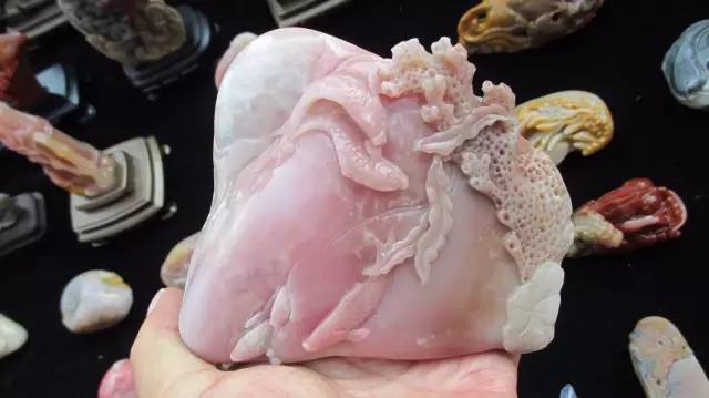 鍗氶泤鐭宠僵,鍗氶泤杞╁灞辩煶