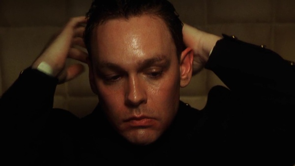 他天生有特异功能，被他触摸的人活过104岁，一个吻让癌症痊愈