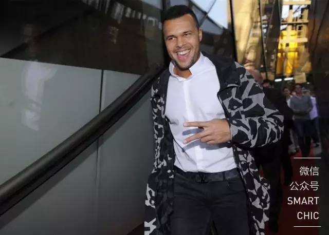 这些你熟悉的单品，都曾与网球有一段故事？