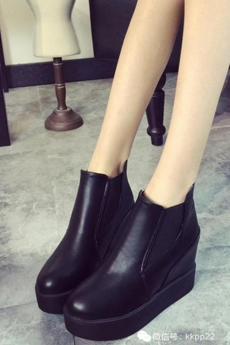 上脚很洋气软底软面好穿又不贵,上脚洋气百搭又好看