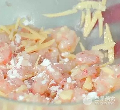 水晶虾饺兔子做法,广东兔型虾饺做法