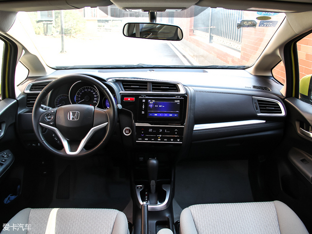 广汽本田飞度对比上汽大众Polo