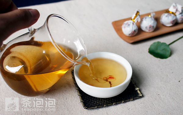 茶味道老班章小龙珠熟茶,小龙珠老白茶