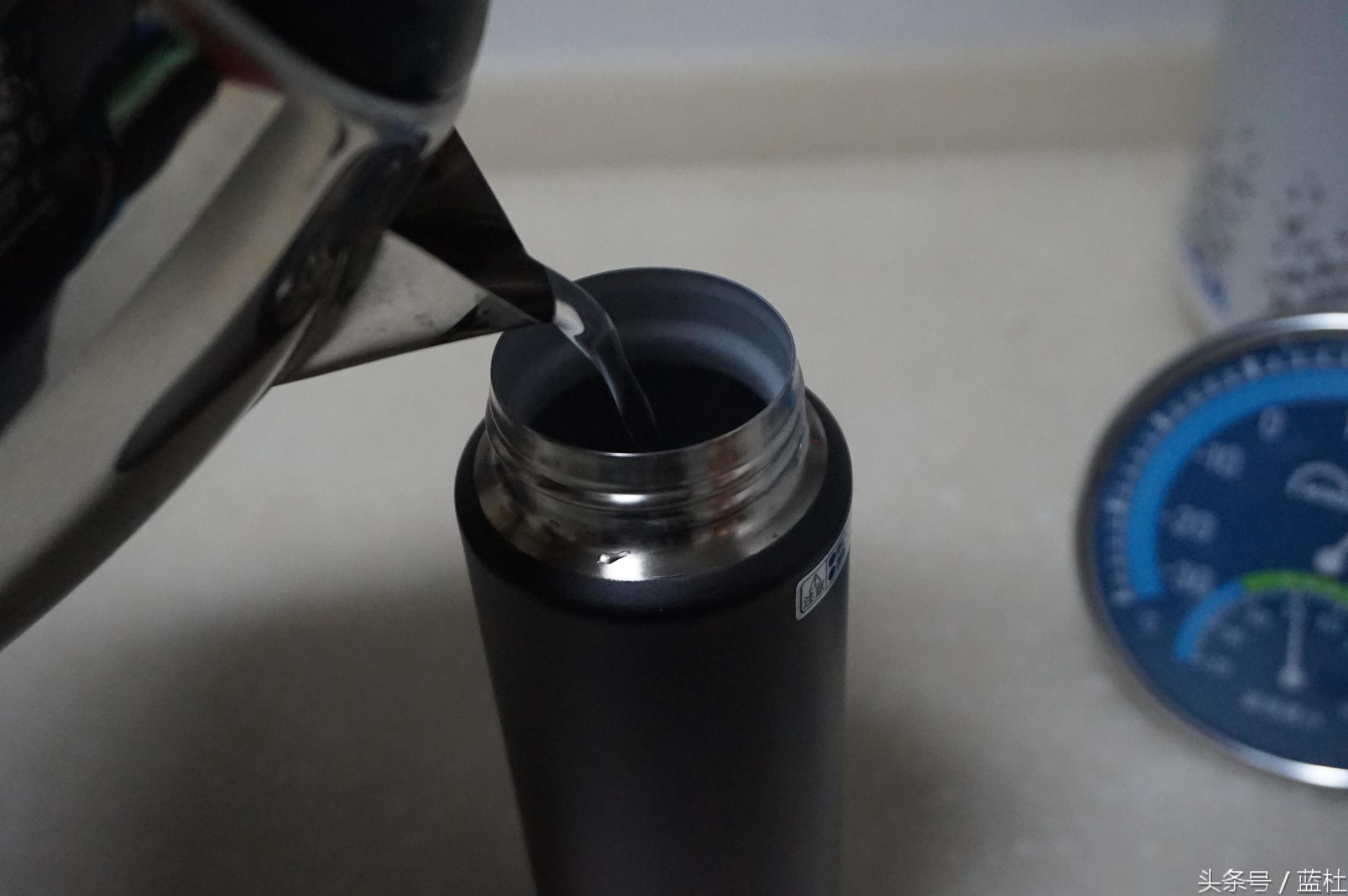 保温杯测温度准吗,能够测温度的保温杯