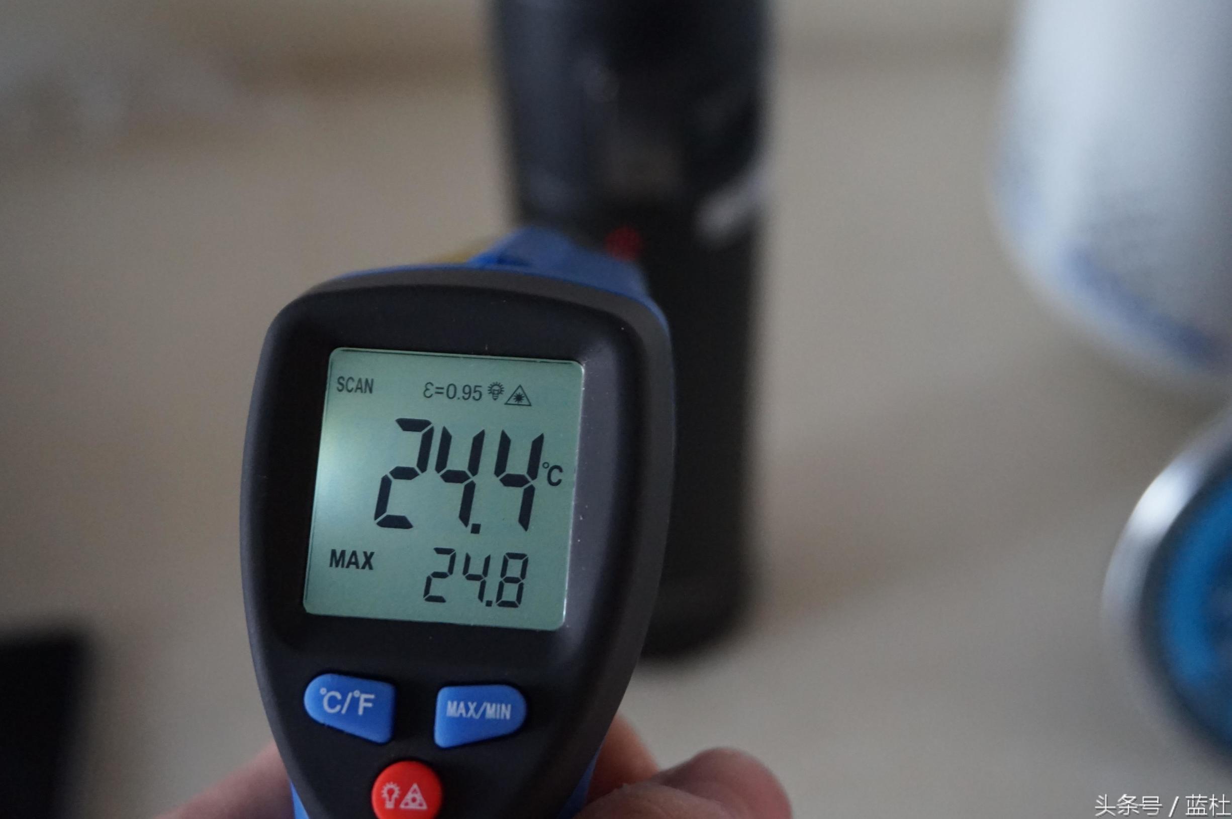 保温杯测温度准吗,能够测温度的保温杯