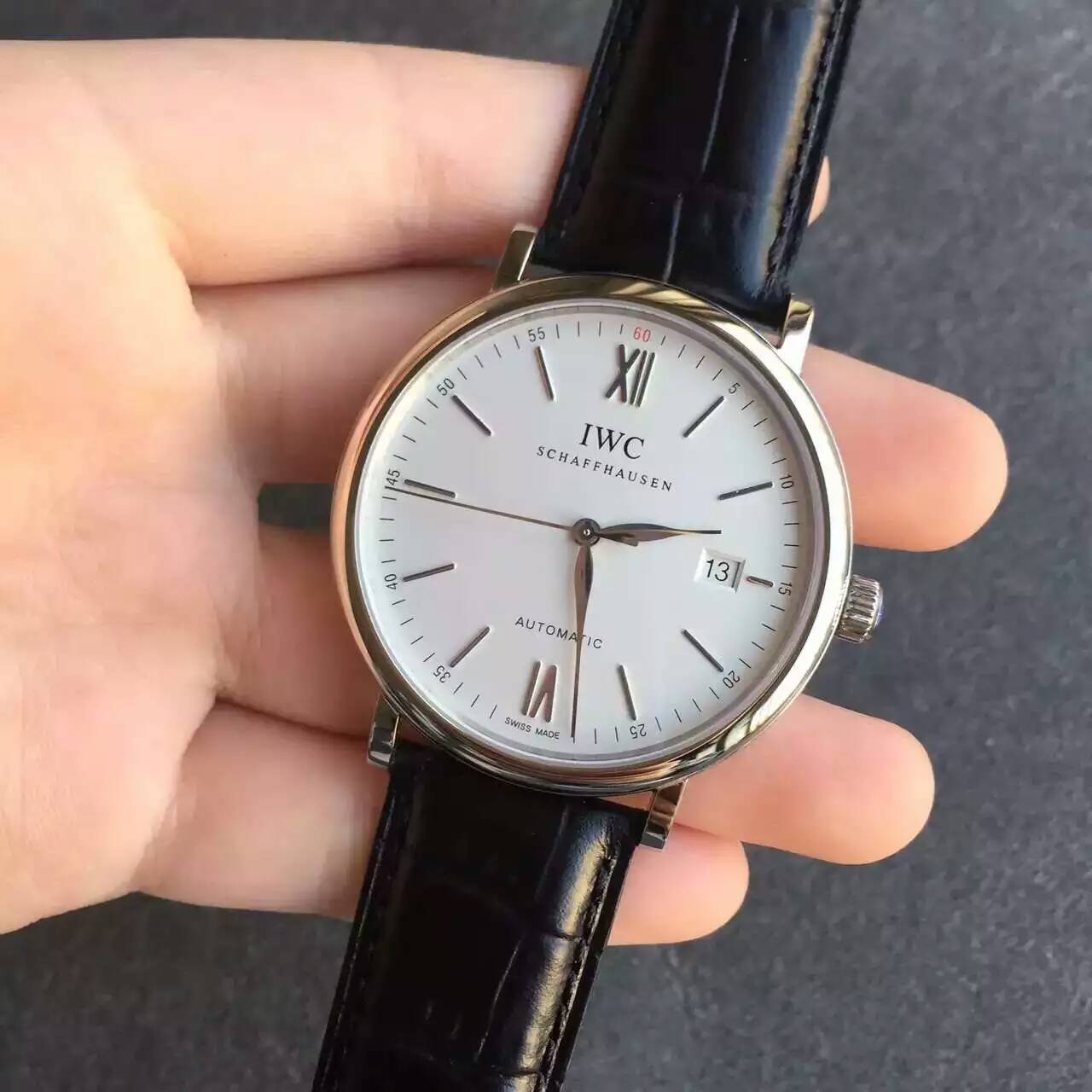 大学生出来工作戴什么手表,刚毕业能戴什么手表