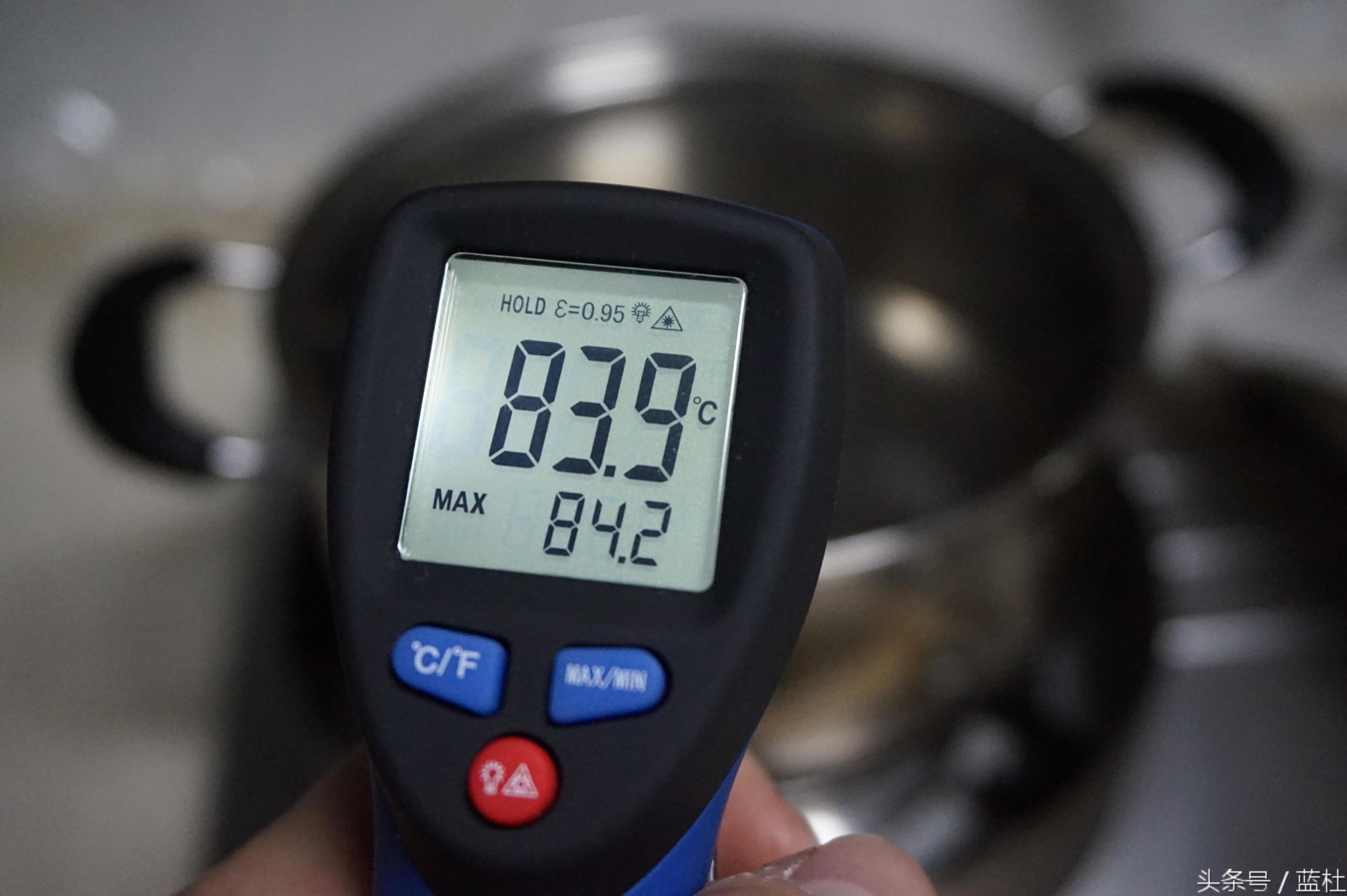 保温杯测温度准吗,能够测温度的保温杯