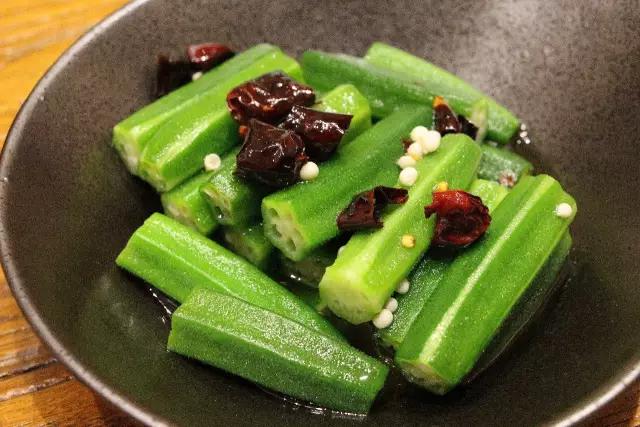 北京有家魔力餐厅，号称京城的“米饭收割机”，一到饭点就排队！