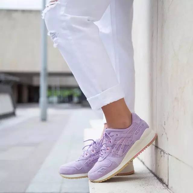 朴信惠喜欢穿什么鞋,朴信惠同款老爹鞋