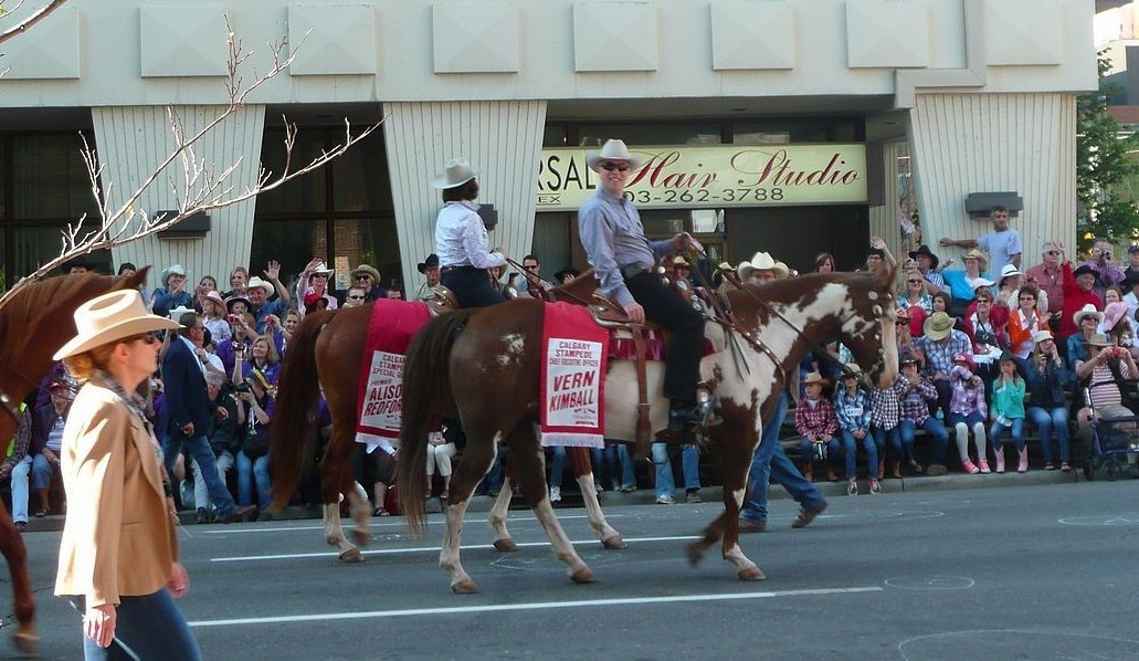 暑假旅游目的地推荐去哪里,暑假加拿大旅游