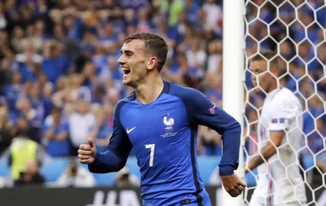 高卢雄鸡比赛视频,高卢雄鸡欧洲比赛视频