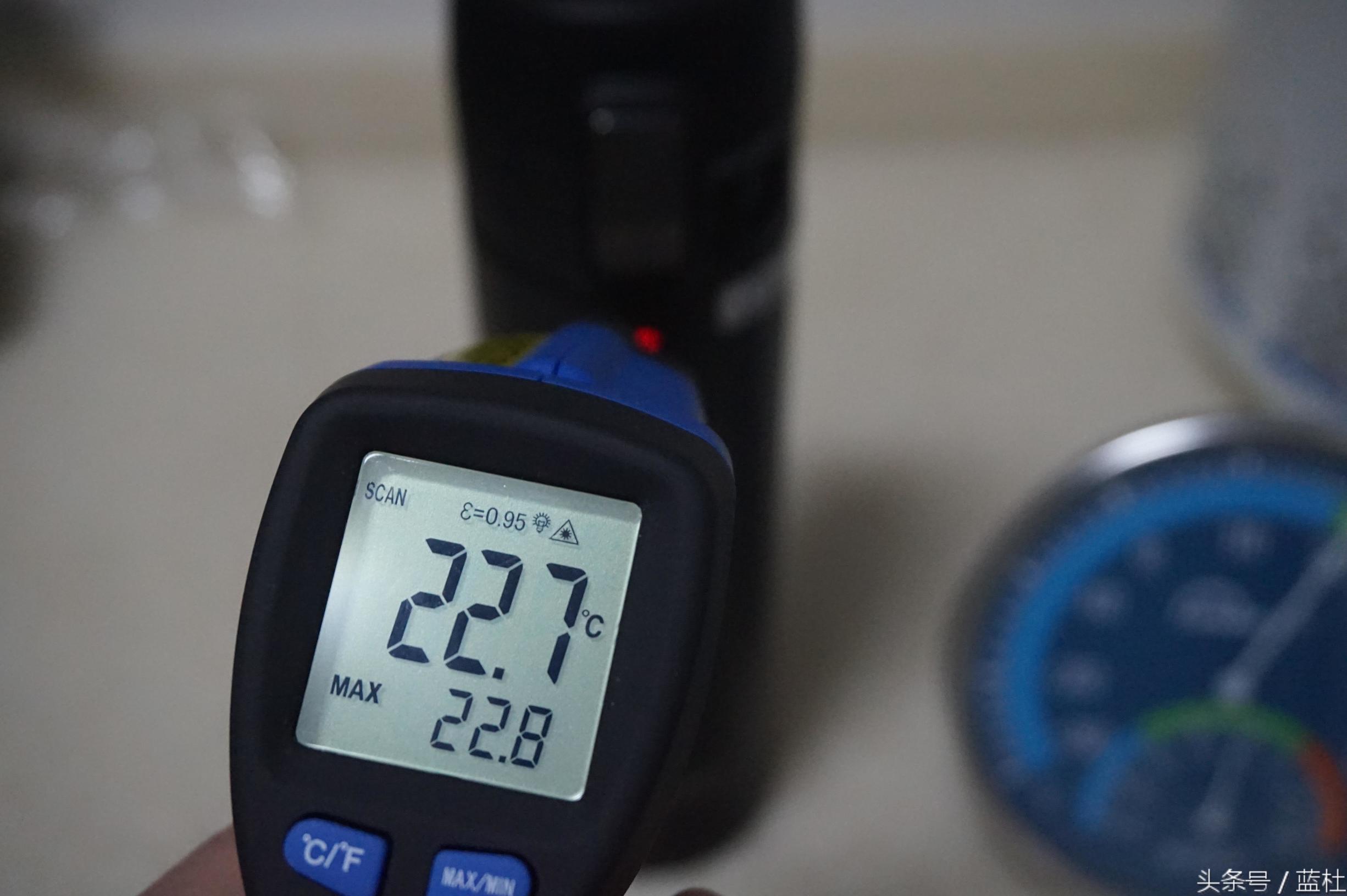 保温杯测温度准吗,能够测温度的保温杯