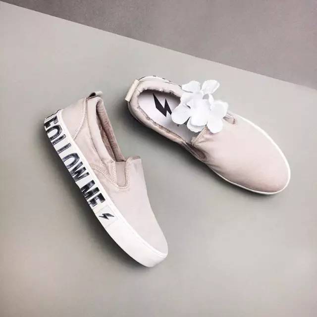 朴信惠喜欢穿什么鞋,朴信惠同款老爹鞋