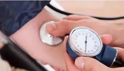 躺下突然天旋地转怎么治疗好,起立时头晕天旋地转什么情况