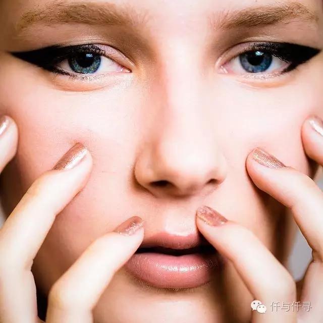 刘雯用过的口红颜色,刘雯豆沙色口红经典