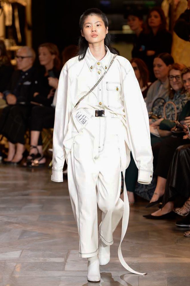 vetements2022秋冬高级,男装高定vetements