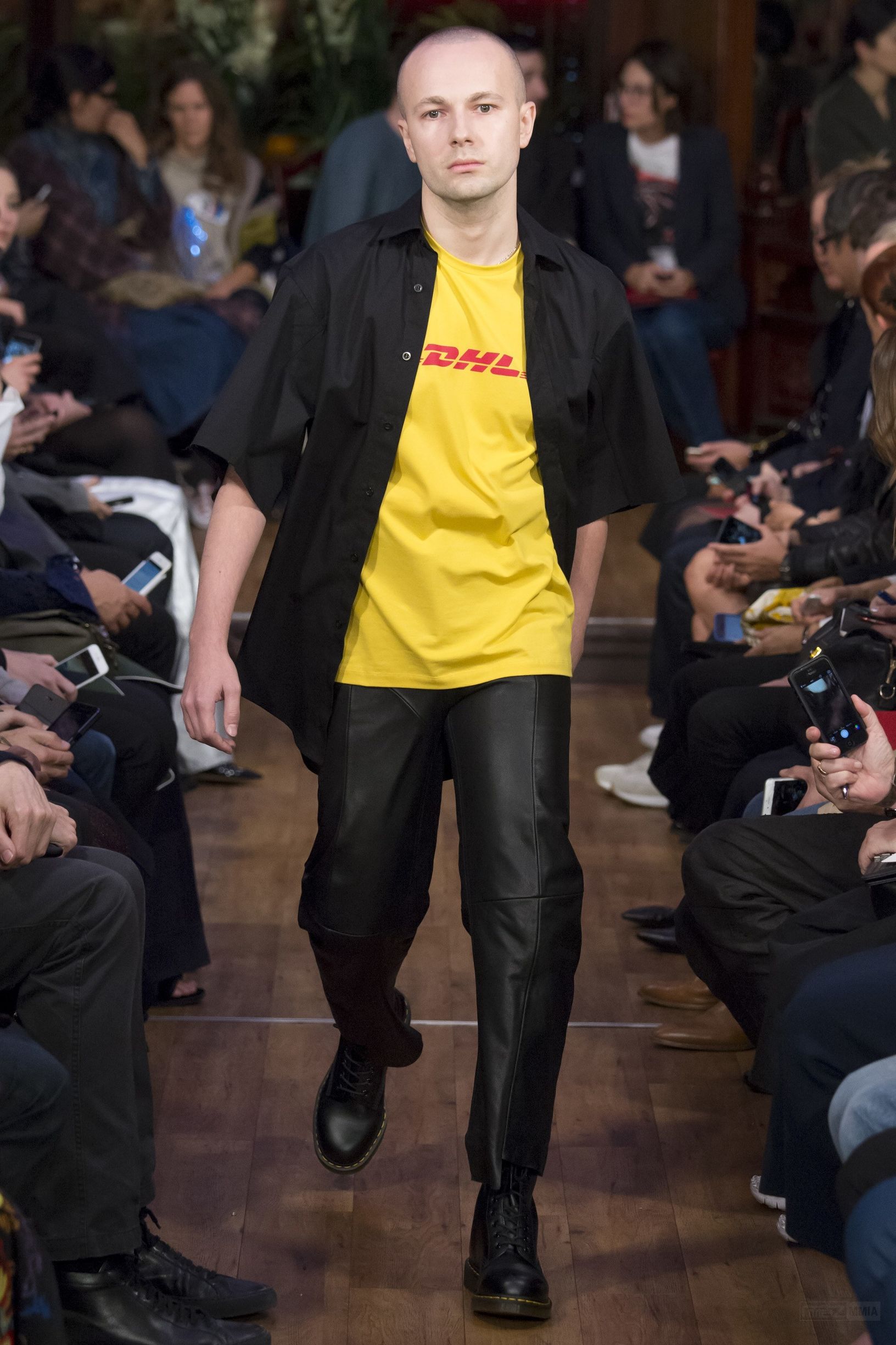 vetements2022秋冬高级,男装高定vetements