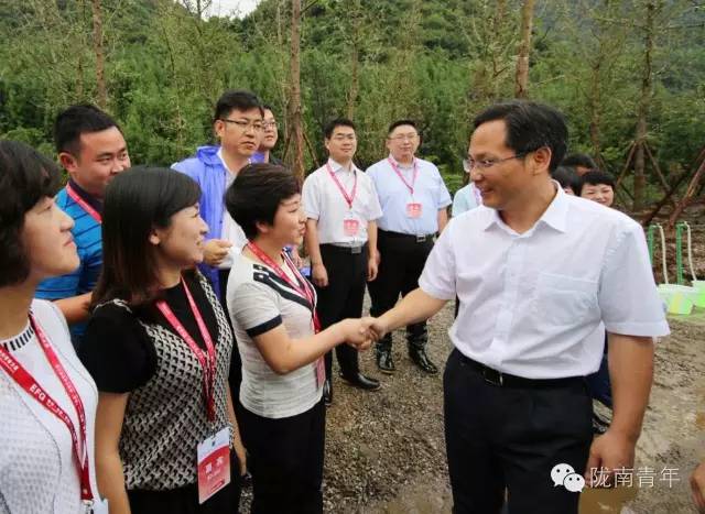 电商要闻副市长杨永坤参加全国“青年·生态·扶贫——‘三变’改革中的青春力量”主题论坛