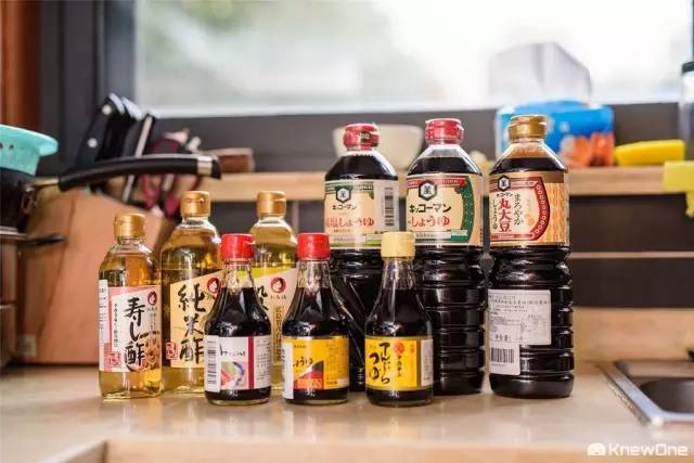 勾兑蜂蜜与真蜂蜜的区别,勾兑蜂蜜与蜂蜜怎么区分