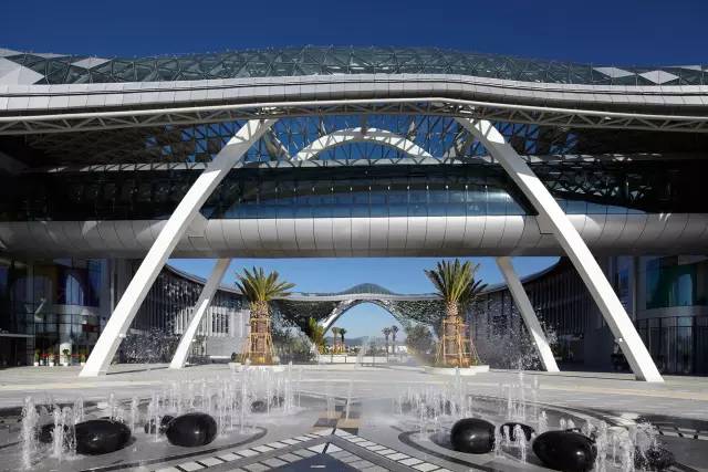 全球销售额最高的十大购物中心,全球最大免税购物中心