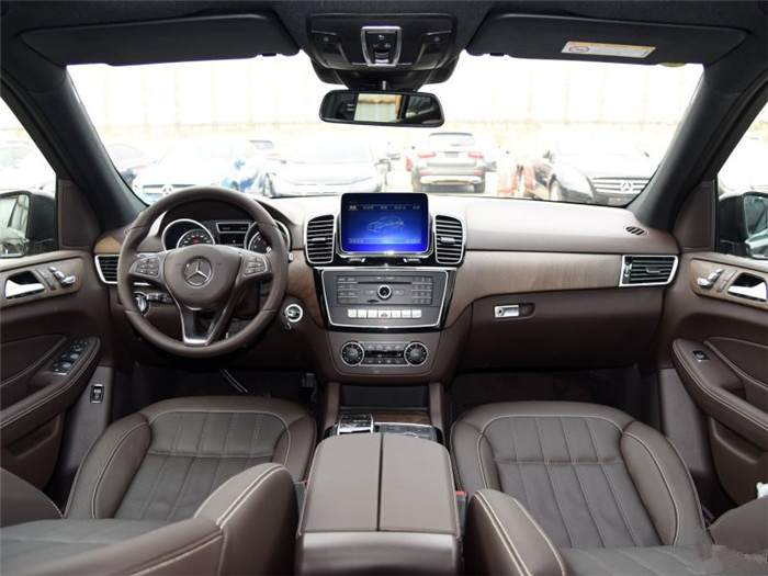 最新款奔驰gl400试驾,奔驰gl400最新售价落地价