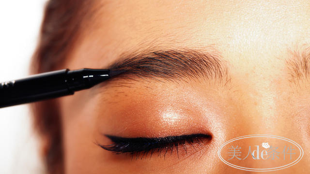 教你美｜网红眉OUT！请收下这3款个性粗眉妆！