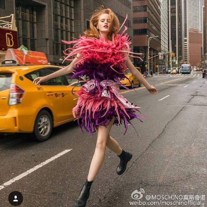 秀后即买，奢侈品对社交媒体妥协？