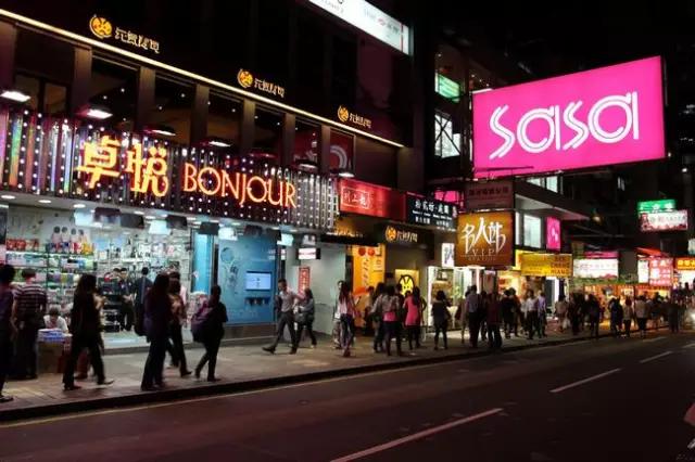 去香港能够带多少护肤品化妆品,去香港哪些常用药不能带