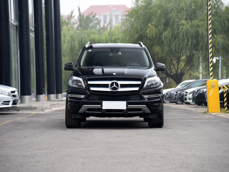 最新款奔驰gl400试驾,奔驰gl400最新售价落地价